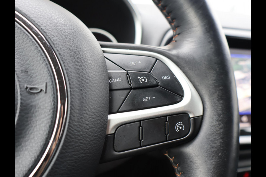 Jeep Compass 1.4 140 PK MULTIAIR OPENING EDITION + CAMERA | BEATS AUDIO | APPLE CARPLAY | STUURVERWARMING