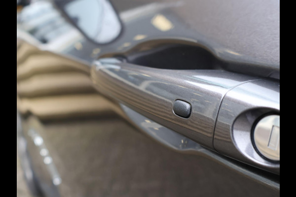 Jeep Compass 1.4 140 PK MULTIAIR OPENING EDITION + CAMERA | BEATS AUDIO | APPLE CARPLAY | STUURVERWARMING