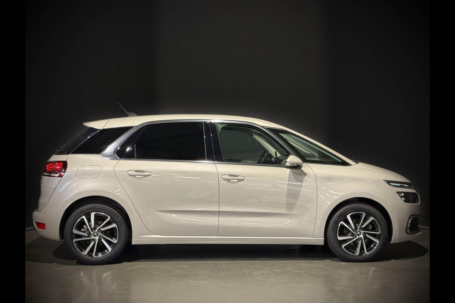 Citroën C4 Spacetourer 1.2 PureTech | Automaat | Camera | Carplay | Dodehoek