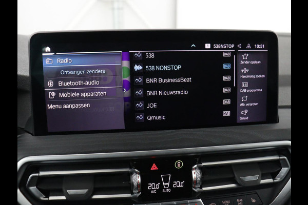 BMW X3 xDrive30e M Sport | Panoramadak | Head-Up | Stoelverwarming | Trekhaak | 360 Camera | Leder | Sportstoelen | Carplay | Sfeerverlichting | Laserlicht | Live Cockpit | Navigatie | PHEV | Plug In