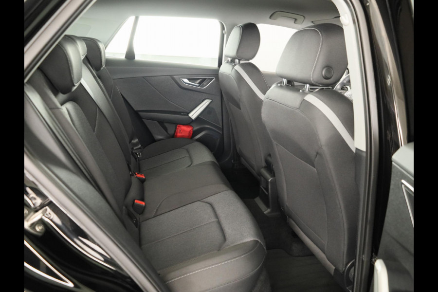 Audi Q2 35 TFSI Advanced edition 150 pk S-tronic | Navigatie | Parkeersensoren | Achteruitrijcamera | Adaptieve cruise control | LED koplampen | Stoelverwarming |