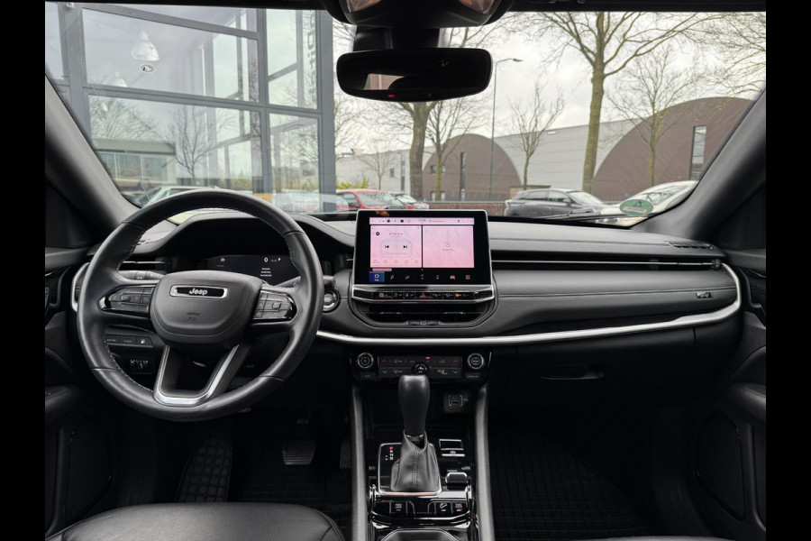 Jeep Compass 1.3T 4 x e 240 | 80th Anniversary PHEV 4WD| STOEL + STUURVERWARMING| ADAPTIVE CRUISE CONTROL| ACHTERUITRIJCAMERA| ELEKTRISCHE STOELEN| KEYLESS| 19 INCH! |SUPER COMPLEET UITGEVOERD! |