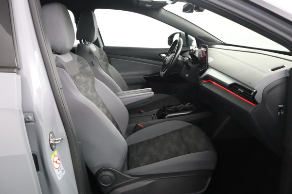 Volkswagen ID.4 Life 77 kWh|SOH 92%|Stoel-/stuurverwarming|Adaptieve Cruise Control