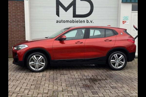 BMW X2 SDrive20i High Executive - Dealer onderhouden-Head-UP