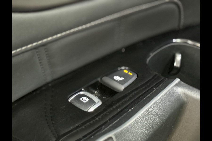 Kia Sorento 1.6 T-GDI Plug-in Hybrid 4WD ExecutiveLine 7p.| Platinum Edition | Panorama | Ambient | ACC | HuD | 360 camera | Bose