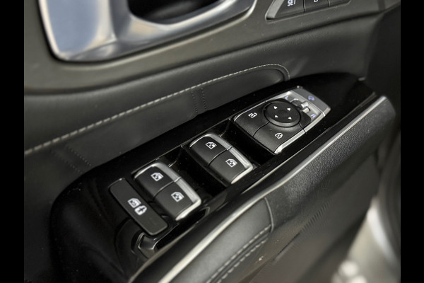 Kia Sorento 1.6 T-GDI Plug-in Hybrid 4WD ExecutiveLine 7p.| Platinum Edition | Panorama | Ambient | ACC | HuD | 360 camera | Bose