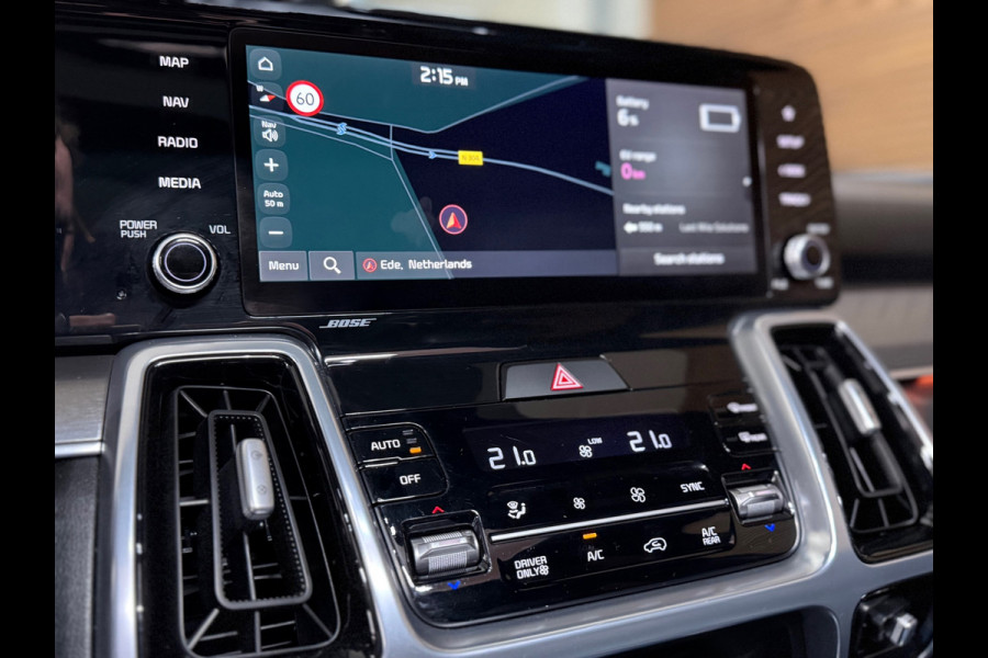 Kia Sorento 1.6 T-GDI Plug-in Hybrid 4WD ExecutiveLine 7p.| Platinum Edition | Panorama | Ambient | ACC | HuD | 360 camera | Bose