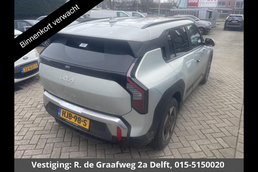 Kia EV3 Plus 81.4 kWh | Navigatie | Stuur-& Stoelverwarming | Parkeersensoren | Camera