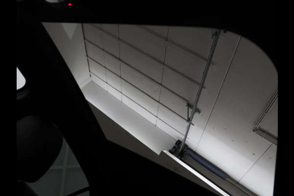 Mercedes-Benz A-Klasse 200 Business Solution Plus Upgrade | Panoramadak | Stoelverwarming | Half leder | Widescreen | Camera | Navigatie | Park Assist | Cruise control | Full LED