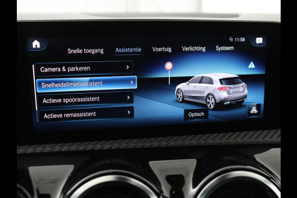 Mercedes-Benz A-Klasse 200 Business Solution Plus Upgrade | Panoramadak | Stoelverwarming | Half leder | Widescreen | Camera | Navigatie | Park Assist | Cruise control | Full LED