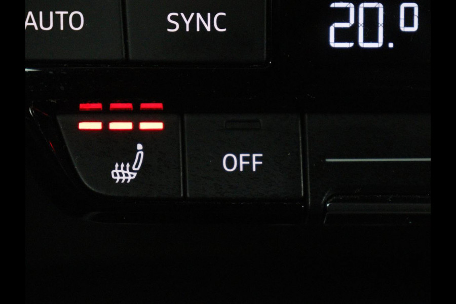 Audi A3 30 TFSI S edition | Stoelverwarming | Park Assist | Sportstoelen | Carplay | Half leder | Virtual Cockpit | Full LED | Navigatie | Climate control | Cruise control