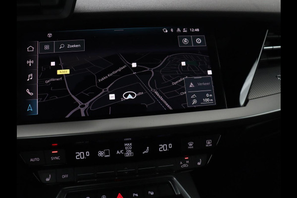 Audi A3 30 TFSI S edition | Stoelverwarming | Park Assist | Sportstoelen | Carplay | Half leder | Virtual Cockpit | Full LED | Navigatie | Climate control | Cruise control