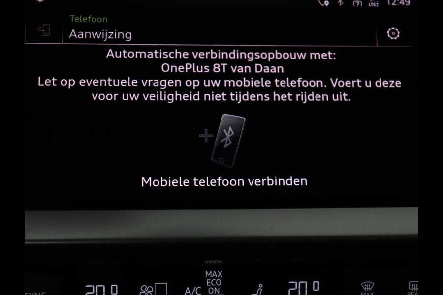 Audi A3 30 TFSI S edition | Stoelverwarming | Park Assist | Sportstoelen | Carplay | Half leder | Virtual Cockpit | Full LED | Navigatie | Climate control | Cruise control