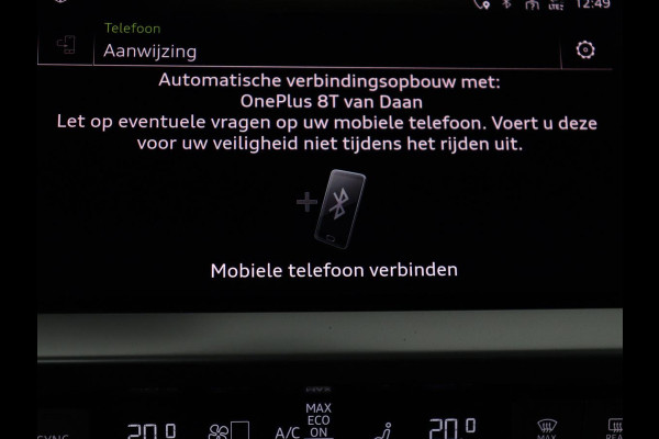 Audi A3 30 TFSI S edition | Stoelverwarming | Park Assist | Sportstoelen | Carplay | Half leder | Virtual Cockpit | Full LED | Navigatie | Climate control | Cruise control