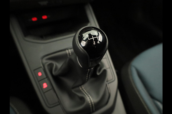 Seat Ibiza Style 1.0 EcoTSI 95 PK | Midnight Black Metallic | Apple Carplay | Park Assist | Cruise Control