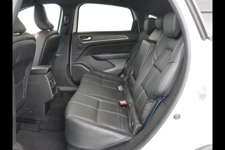 Renault Arkana 1.6 E-Tech full hybrid 145 esprit Alpine | Origineel NL | Leder/Alcantara | Stoelverwarming | 360 Camera | Adaptive cruise | BOSE Sound | Carplay | Navigatie | 19'' | Sfeerverlichting