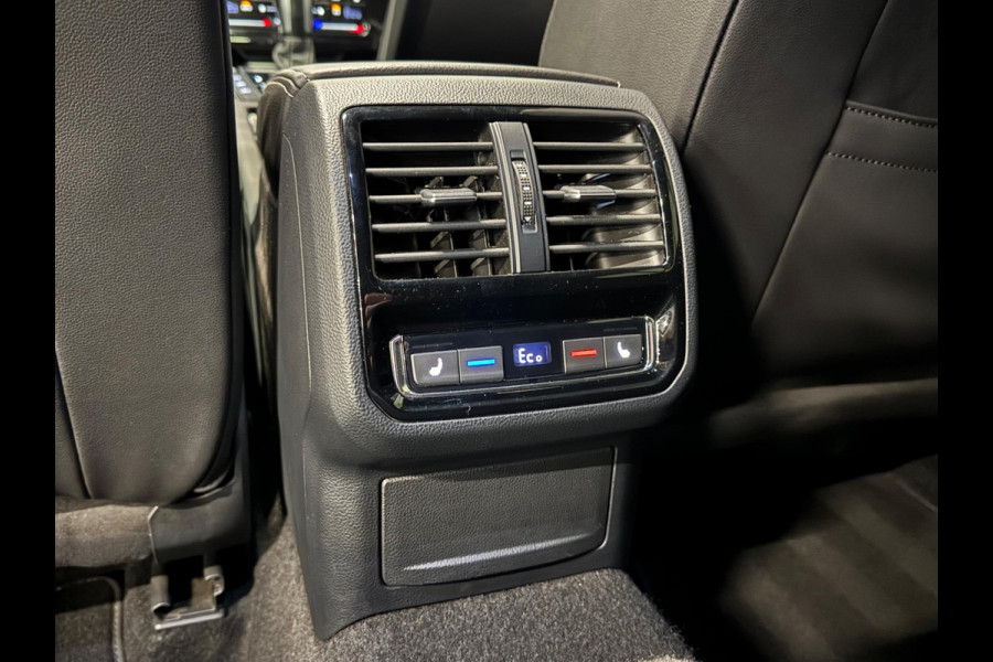 Volkswagen Arteon 1.4 TSI eHybrid R-Line | PANO | TREKHAAK | HUD | 360 CAMERA | STOELMASSAGE