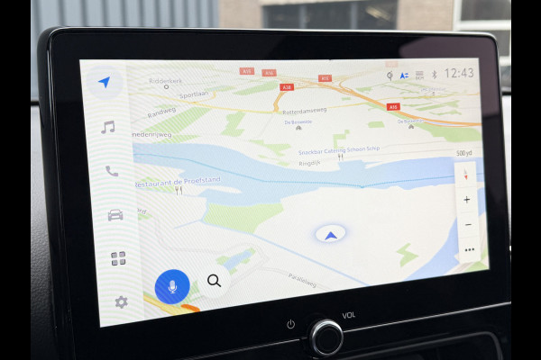 Toyota Yaris 1.5 Hybrid Executive / Bi tone | Pano dak | Emotional Red | PDC V+A | BSM | Rijklaar!!