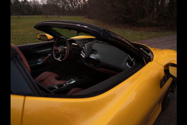 Ferrari SF90 Spider 4.0 V8 Assetto Fiorano | Giallo Triplo Strato | full carbon | JBL | etc