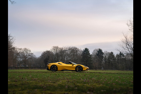 Ferrari SF90 Spider 4.0 V8 Assetto Fiorano | Giallo Triplo Strato | full carbon | JBL | etc