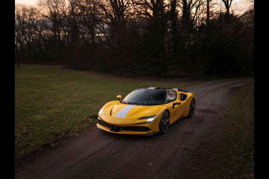 Ferrari SF90 Spider 4.0 V8 Assetto Fiorano | Giallo Triplo Strato | full carbon | JBL | etc