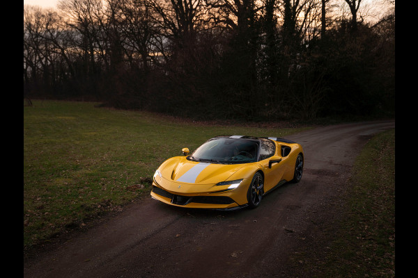 Ferrari SF90 Spider 4.0 V8 Assetto Fiorano | Giallo Triplo Strato | full carbon | JBL | etc