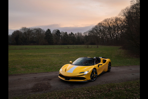 Ferrari SF90 Spider 4.0 V8 Assetto Fiorano | Giallo Triplo Strato | full carbon | JBL | etc