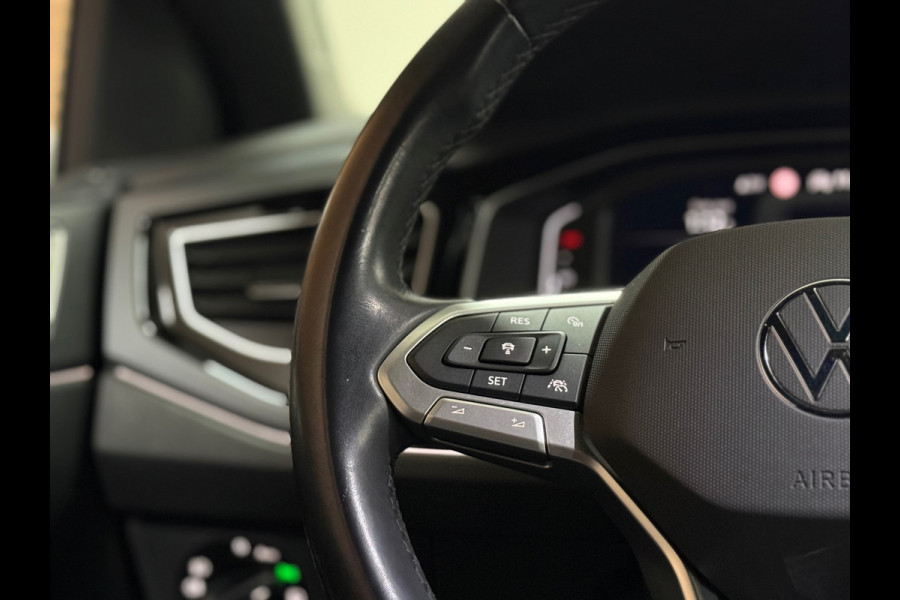 Volkswagen Polo 1.0 TSI R-Line | 110PK | IQ Drive pakket | BEATS | Full LED Matrix Beam | Camera | Discover Pro | Clima | Ambient