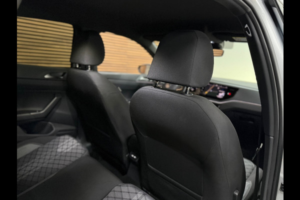 Volkswagen Polo 1.0 TSI R-Line | 110PK | IQ Drive pakket | BEATS | Full LED Matrix Beam | Camera | Discover Pro | Clima | Ambient