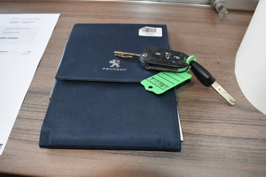 Peugeot Expert 2.0 BlueHDI 120 Long Grip Lengte 3 Navigatie 3-zitter Pdc