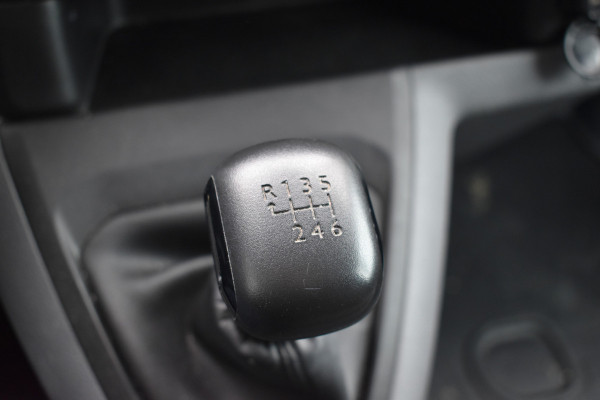 Peugeot Expert 2.0 BlueHDI 120 Long Grip Lengte 3 Navigatie 3-zitter Pdc