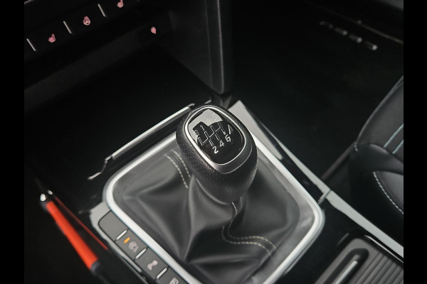 Kia Ceed 1.0 T-GDi Design Edition | Stoel- en Stuurverwarming | LED | Clima | H-Leder | Cruise | Lane Assist |