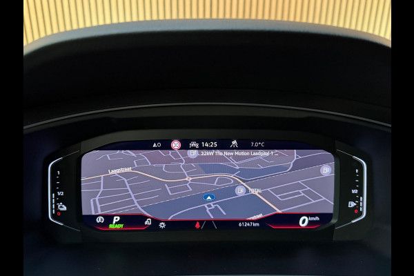 Volkswagen Tiguan 1.4 TSI eHybrid R-Line Business+ Pano