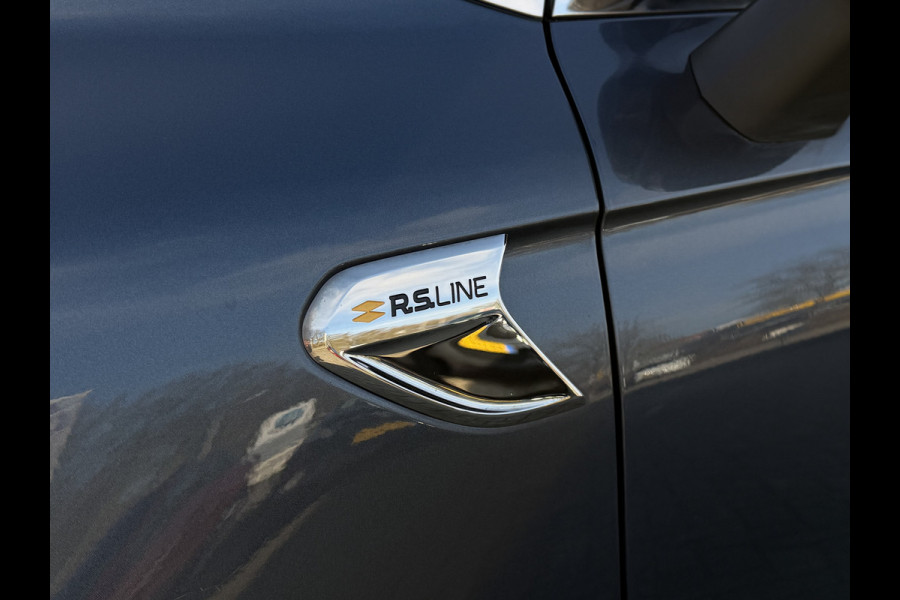 Renault Clio 1.0 TCe R.S. Line / Camera / Pdc v+a / 17'' LM  / Cruise  / Carplay