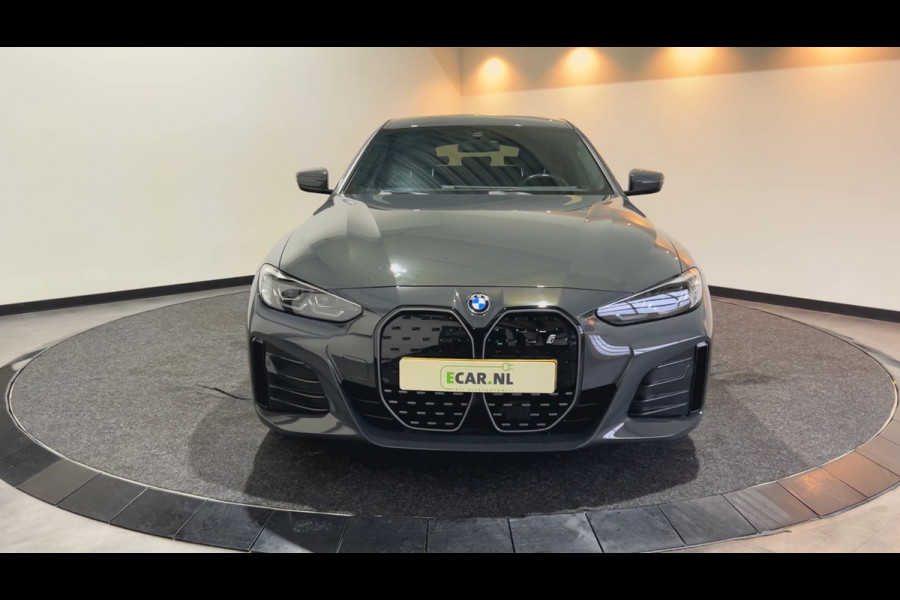 BMW i4 eDrive40 84 kWh | trekhaak | Leder interieur | Soh Waarde (batterijtest) 95,4%