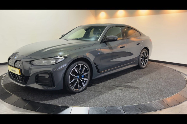 BMW i4 eDrive40 84 kWh | trekhaak | Leder interieur | Soh Waarde (batterijtest) 95,4%