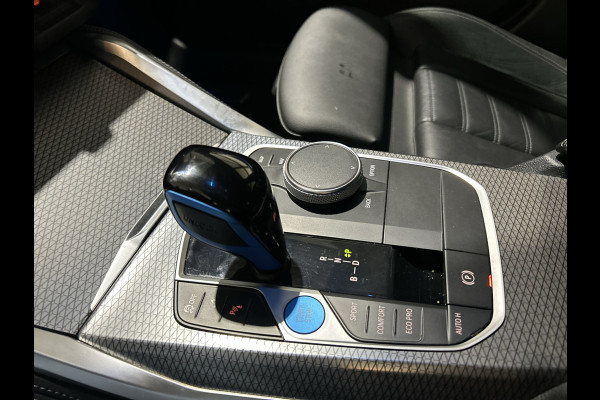 BMW i4 eDrive40 84 kWh | trekhaak | Leder interieur | Soh Waarde (batterijtest) 95,4%