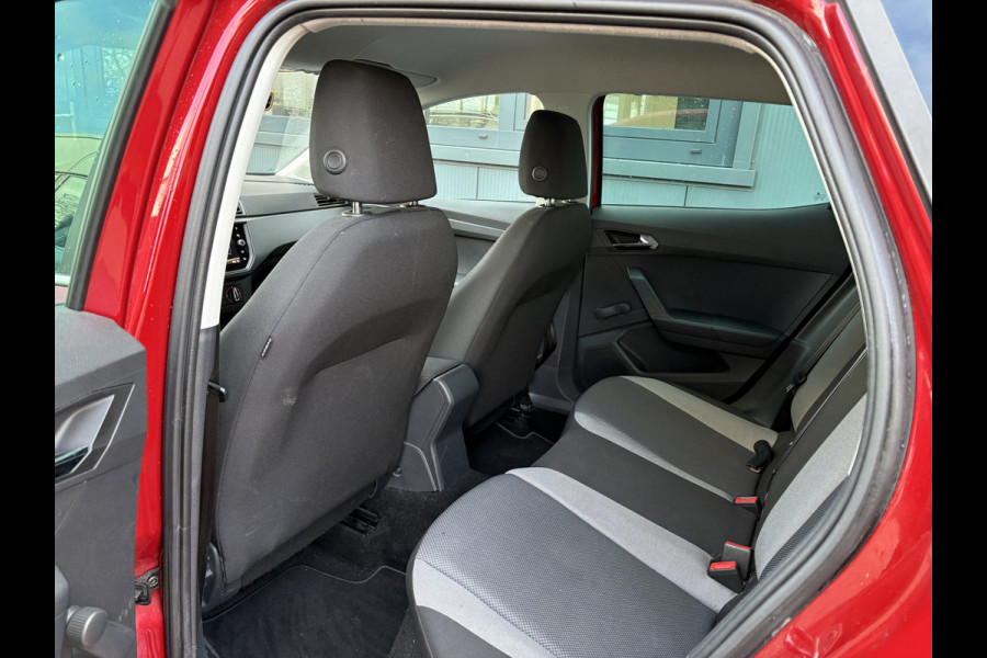 Seat Ibiza 1.0 TSi 95pk Style Business Intense 5-drs. CAMERA/CARPLAY/ADAPT.CRUISE/PDC/18INCH