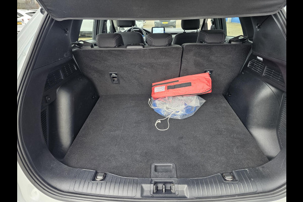 Ford Kuga 2.5 PHEV Titanium | Winterpack |Virtual cockpit | Adaptive cruise control | Camera v+a | Automatisch inparkeren |