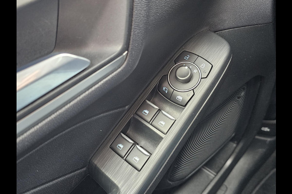 Ford Kuga 2.5 PHEV Titanium | Winterpack |Virtual cockpit | Adaptive cruise control | Camera v+a | Automatisch inparkeren |