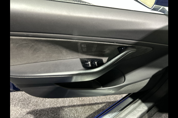 Tesla Model 3 Standard RWD Plus 60 kWh | Led verlichting | Panoramadak |