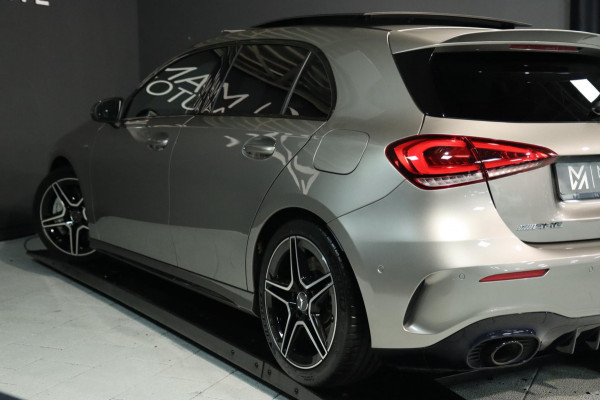 Mercedes-Benz A-Klasse AMG 35 4MATIC / PANO / CAMERA / DODEHOEK / CARPLAY / STOELVERW