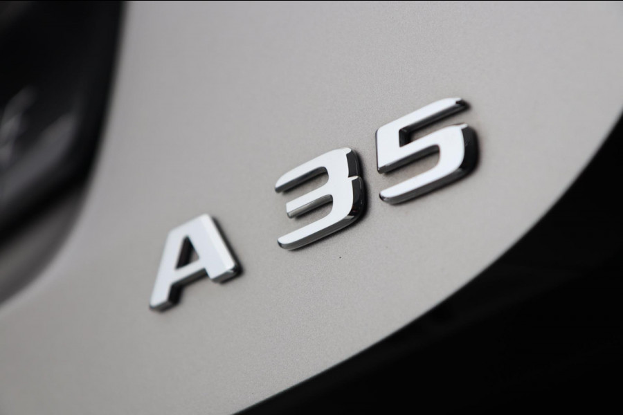 Mercedes-Benz A-Klasse AMG 35 4MATIC / PANO / CAMERA / DODEHOEK / CARPLAY / STOELVERW