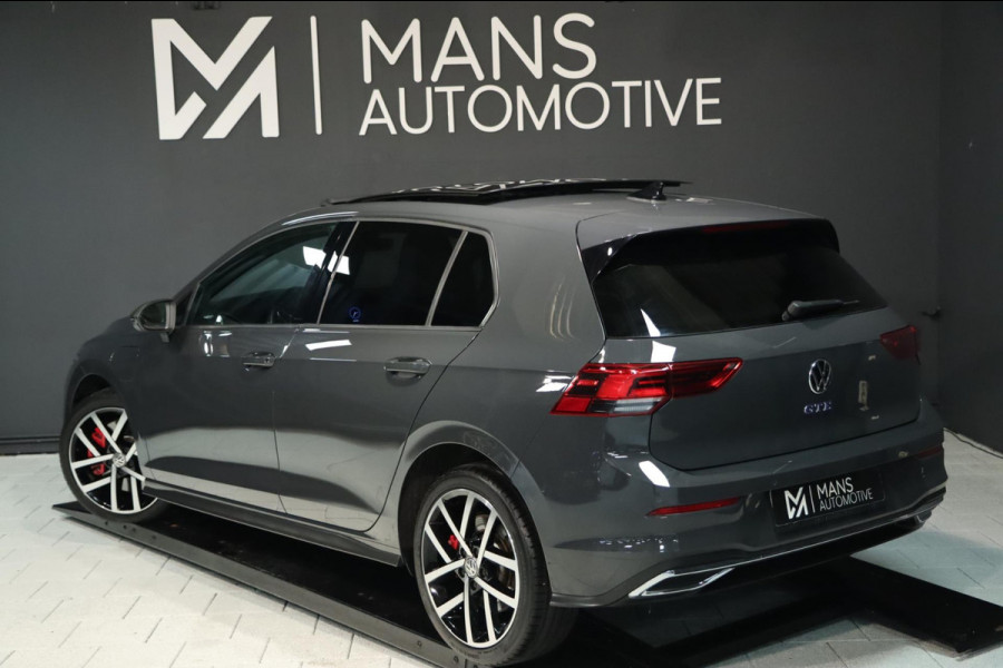 Volkswagen Golf 1.4 eHybrid GTE / PANO / ACC / KEYLESS / CAMERA / ALCANTARA