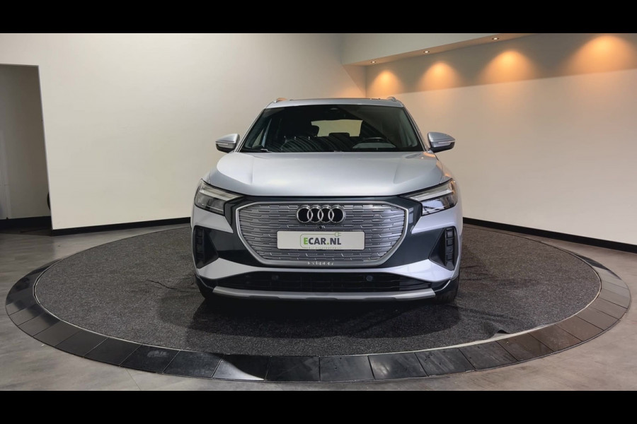 Audi Q4 e-tron 40 Launch edition 77 kWh | parkeer sensoren | schuifbaar dak |