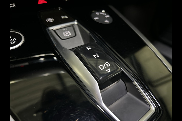 Audi Q4 e-tron 40 Launch edition 77 kWh | parkeer sensoren | schuifbaar dak |