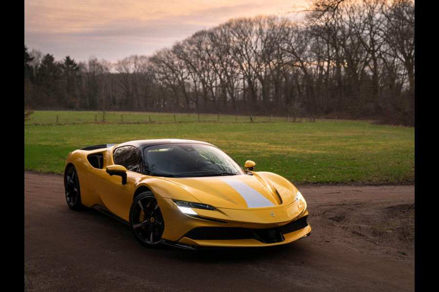 Ferrari SF90 Spider 4.0 V8 Assetto Fiorano | Giallo Triplo Strato | full carbon | JBL | etc