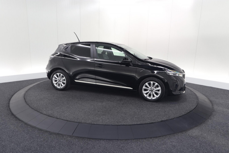 Renault Clio TCe 90 Evolution | Stoelverwarming | Camera | Parkeersensoren | Apple Carplay