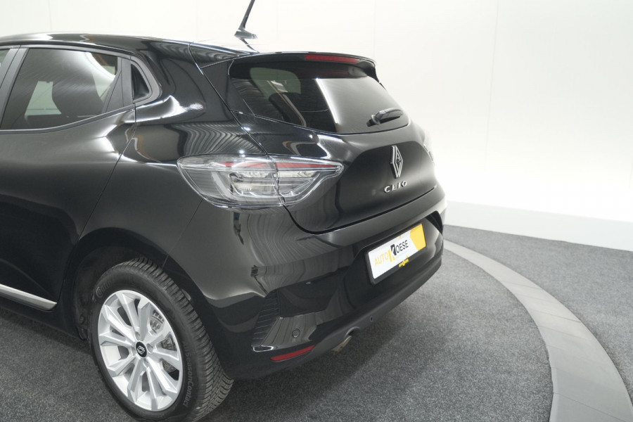 Renault Clio TCe 90 Evolution | Stoelverwarming | Camera | Parkeersensoren | Apple Carplay