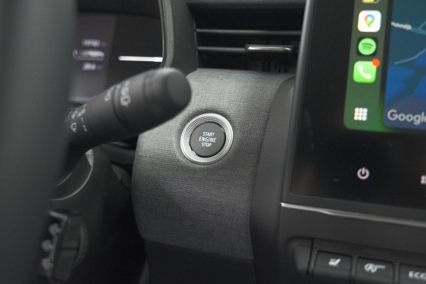 Renault Clio TCe 90 Evolution | Stoelverwarming | Camera | Parkeersensoren | Apple Carplay